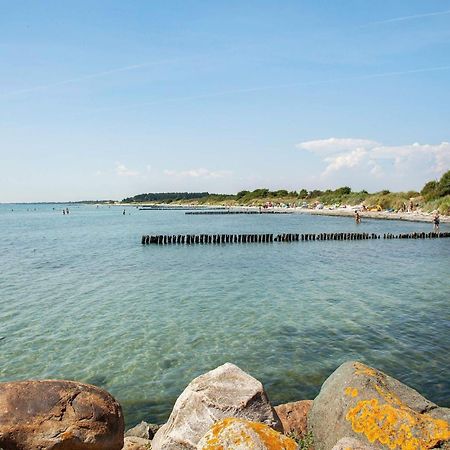 6 Person Holiday Home On A Holiday Park In Borre Buitenkant foto